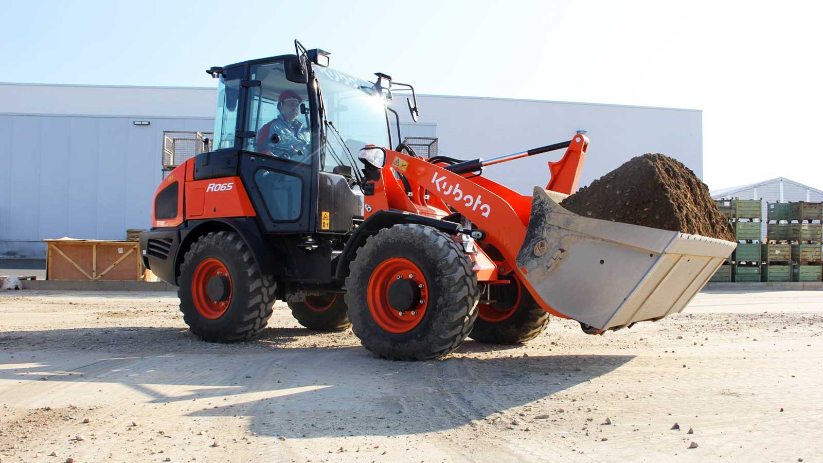 Kubota Belden Kırmalı Yükleyici